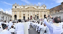 Vatikan priznao da ima tajne upute za svećenike koji imaju nezakonitu djecu